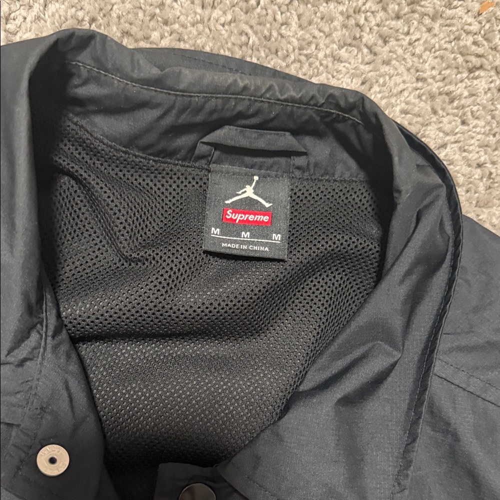 Supreme Black Lightweight Men's Jacket - Picture 3 of 4